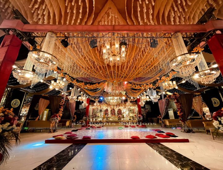 grand mehndi thematic decor, crystal decor, economical packages, wedding planners in lahore